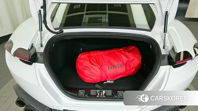 Ferrari Rome id 2984097 из Кореи 11