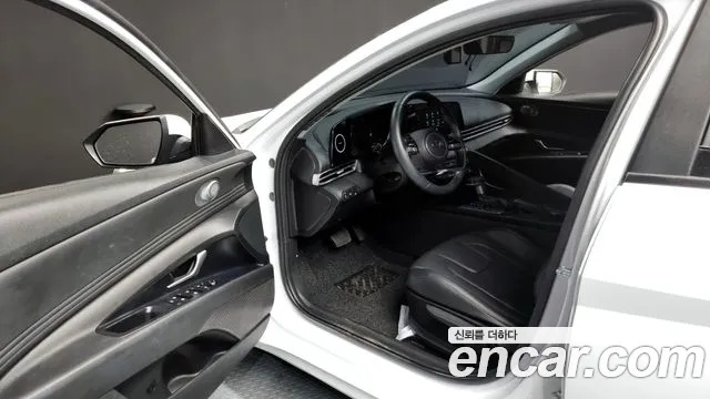 Hyundai Avante (CN7) id 2756890 из Кореи 11