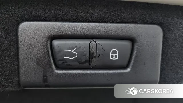 Maserati Quattroporte id 3023536 из Кореи 11