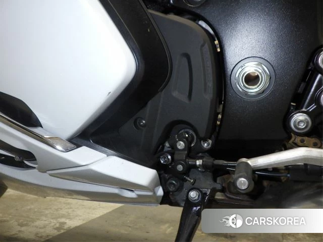 Проданный Suzuki GSX1300R HAYABUSA 2022 из Японии, фото 3