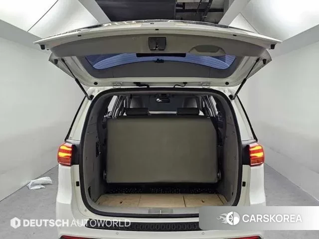 Kia The New Carnival id 3616980 из Кореи 11