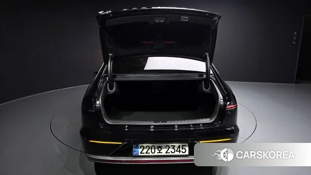 Hyundai Grandeur (GN7) id 3256999 из Кореи 11