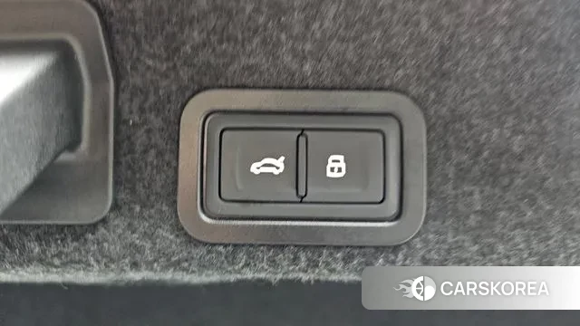 Audi A6 (C8) id 3232678 из Кореи 11