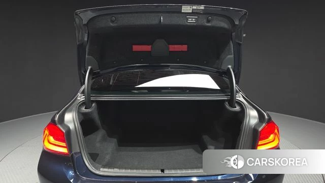 BMW 5 Series (G30) id 3834832 из Кореи 11