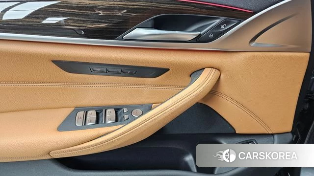 BMW 5 Series (G30) id 4416388 из Кореи 11