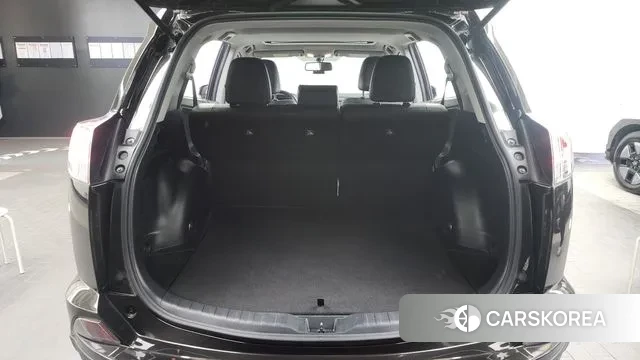 Toyota RAV4 id 3396822 из Кореи 11