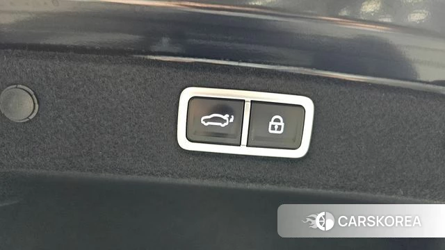 Hyundai Grandeur (GN7) id 4281130 из Кореи 11