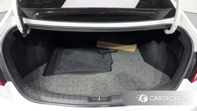 Hyundai The New Avante AD id 3552778 из Кореи 11