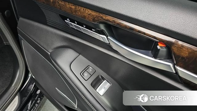 Genesis G90 id 3892833 из Кореи 11