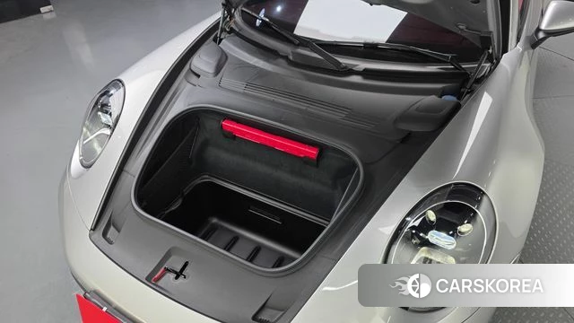 Porsche 911(992) id 4280440 из Кореи 11