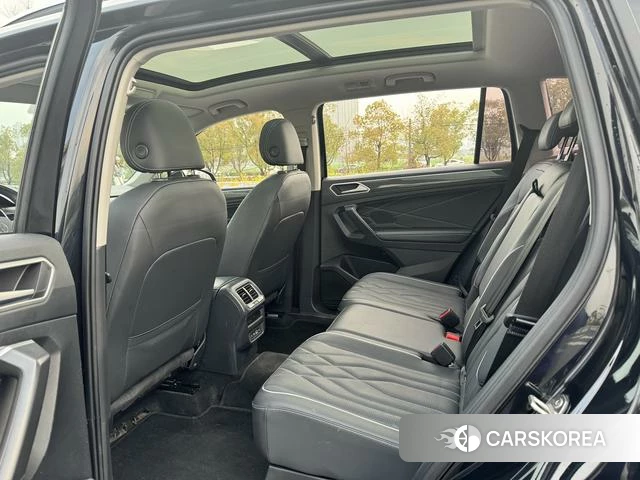 Volkswagen Tiguan L id 4275796 из Китая 11