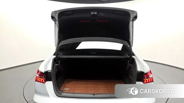 Audi A6 (C8) id 3708750 из Кореи 11