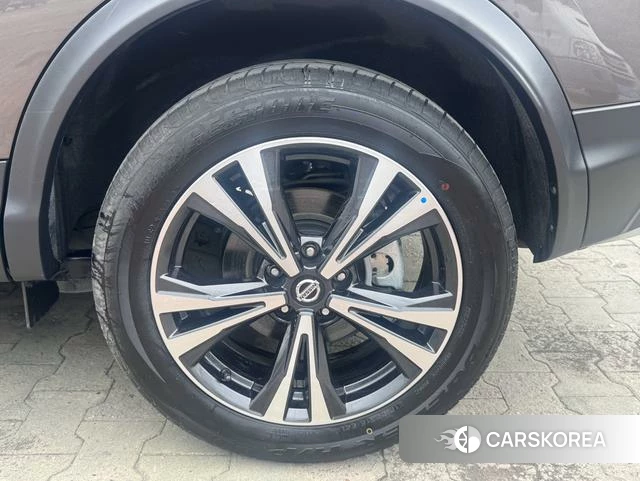 Nissan Qashqai id 4367487 из Китая 11