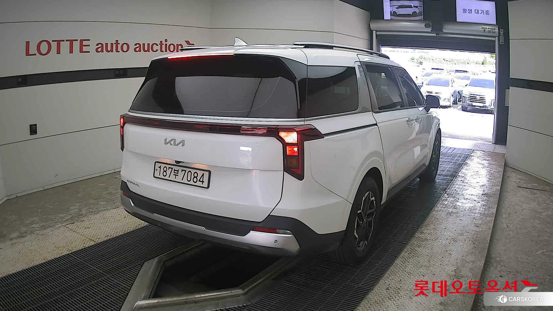 Kia Carnival id 4504295 из Кореи 11