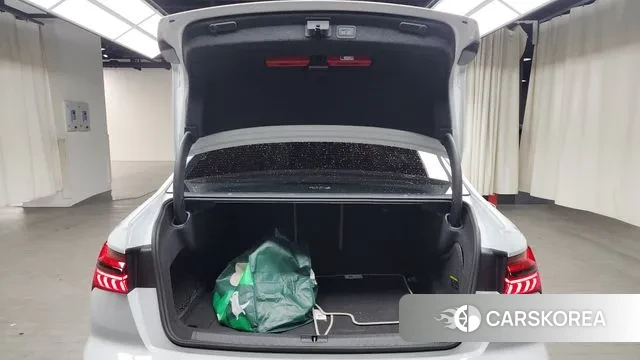 Audi A6 (C8) id 3079702 из Кореи 11