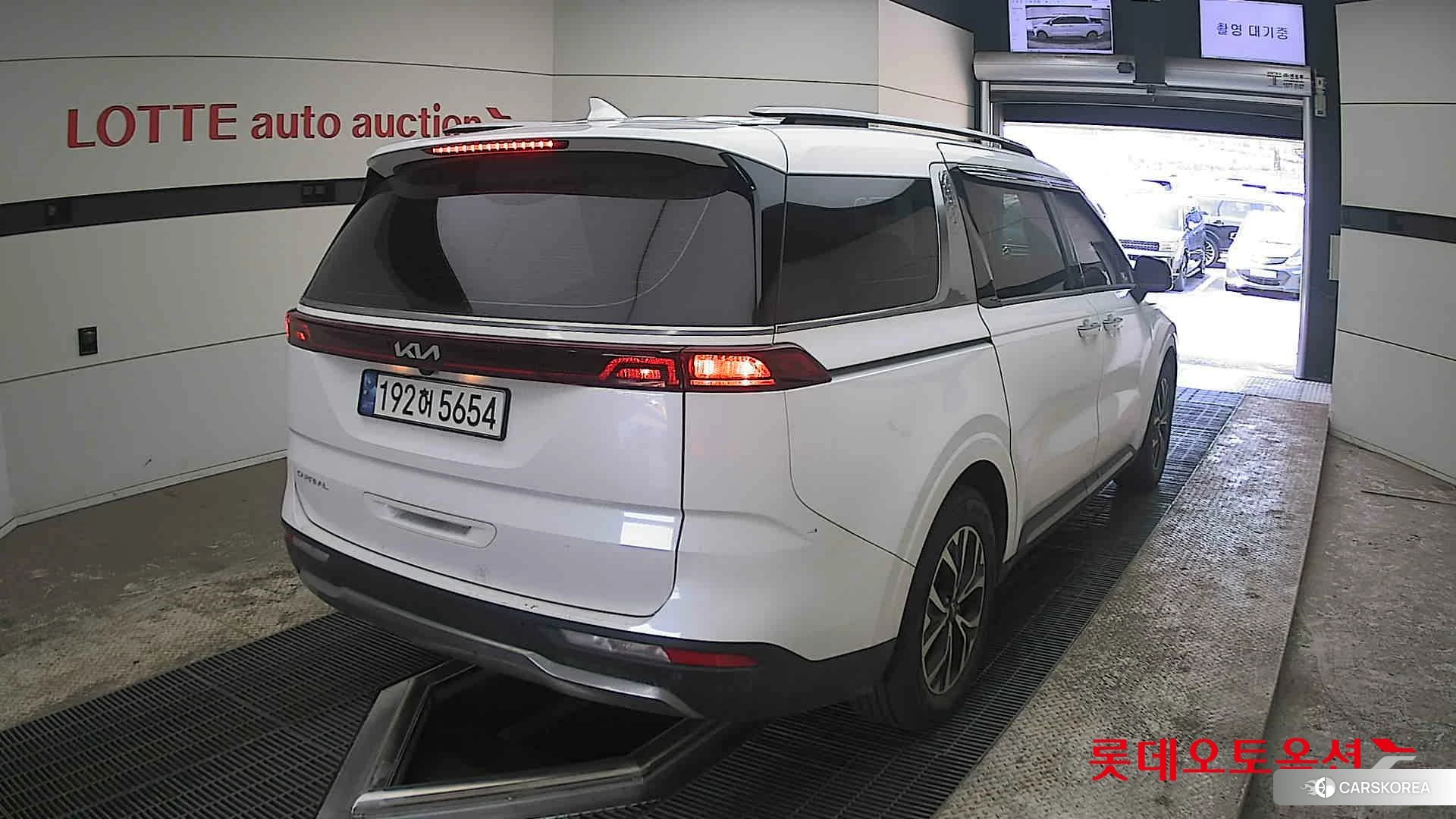 Kia Carnival id 3882082 из Кореи 11