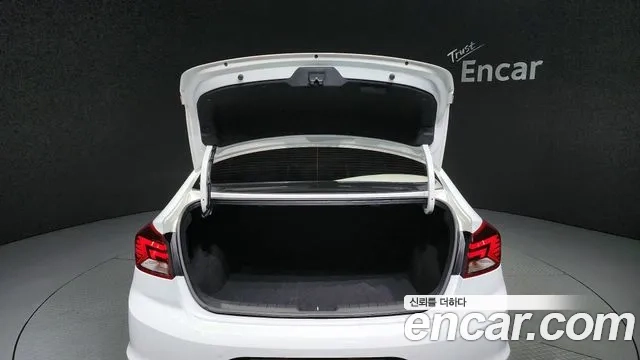 Hyundai The New Avante AD id 2937127 из Кореи 11