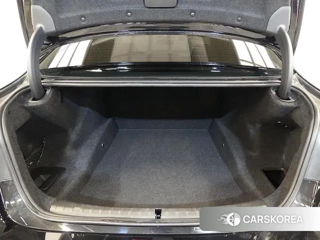 BMW 5 Series (G30) id 3602191 из Кореи 11