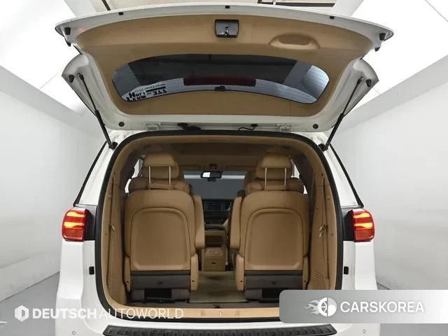 Kia The New Carnival id 3396619 из Кореи 11