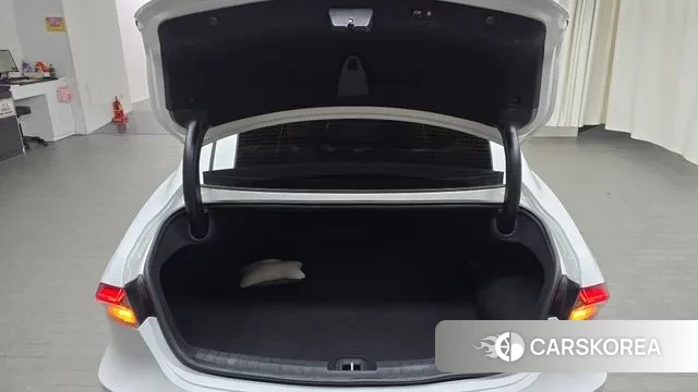 Hyundai The New Grandeur IG Hybrid id 3032826 из Кореи 11