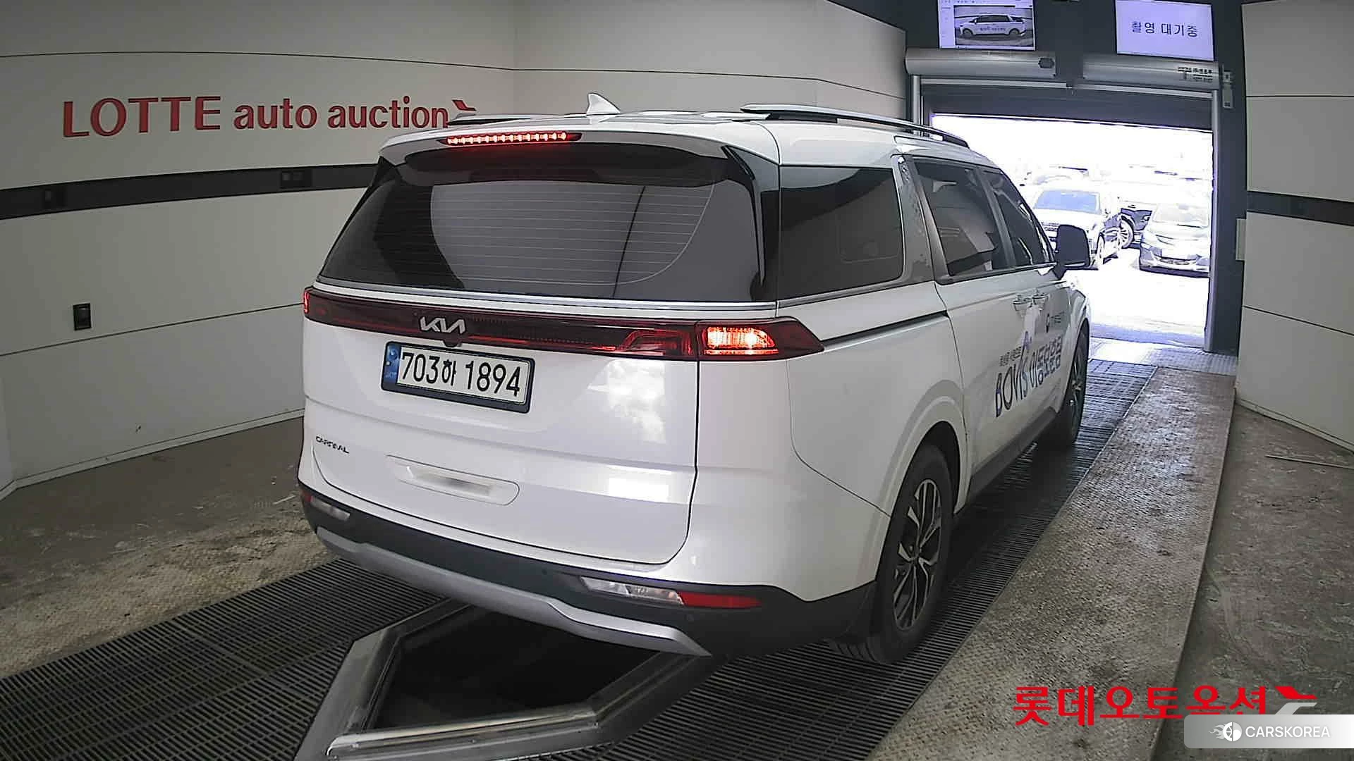 Kia Carnival id 3882178 из Кореи 11