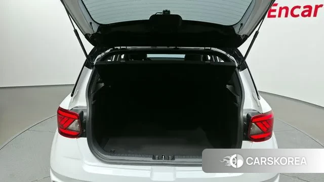 Hyundai Venue id 3708369 из Кореи 11