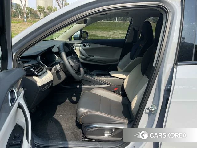 Lynk 06 EM-P id 4209178 из Китая 11