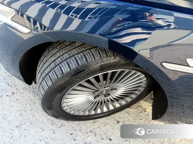 Genesis G90 id 3356619 из Кореи 11