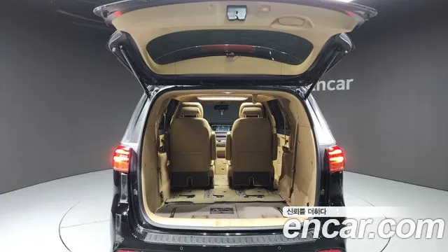 Kia The New Carnival id 2430406 из Кореи 11