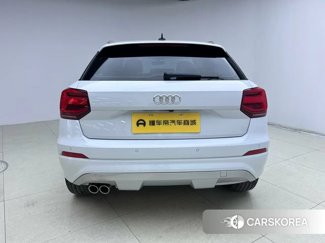 Audi Q2L id 3869616 из Китая 11