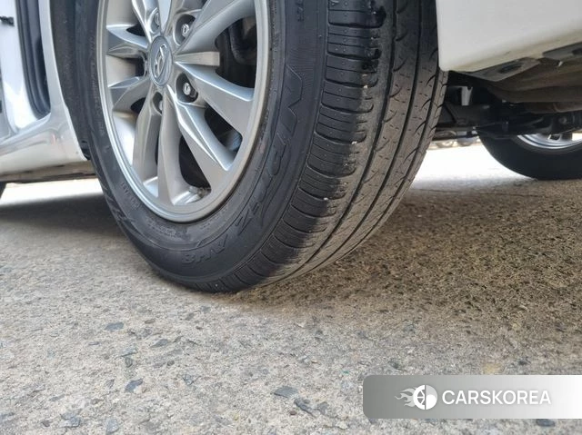 Hyundai The New Avante AD id 3828829 из Кореи 11