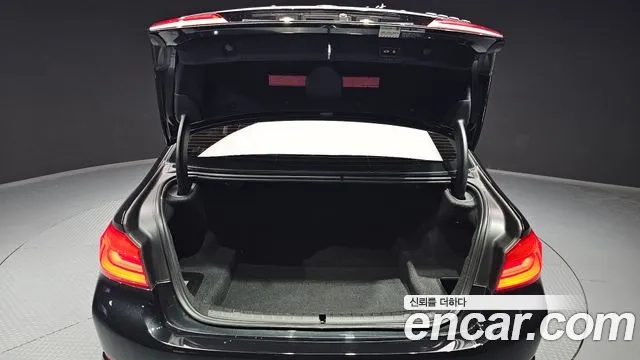 BMW 5 Series (G30) id 2912991 из Кореи 11