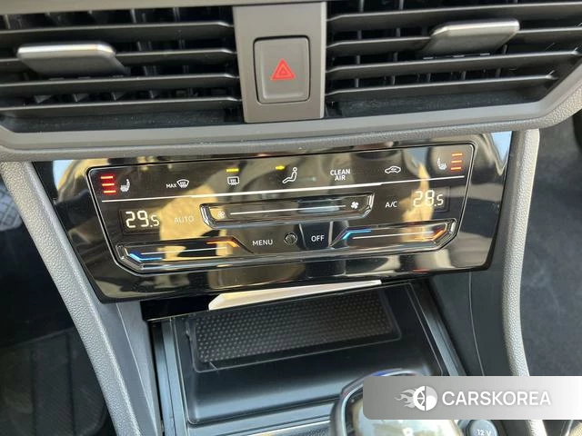 Volkswagen Sagitar id 4256420 из Китая 11