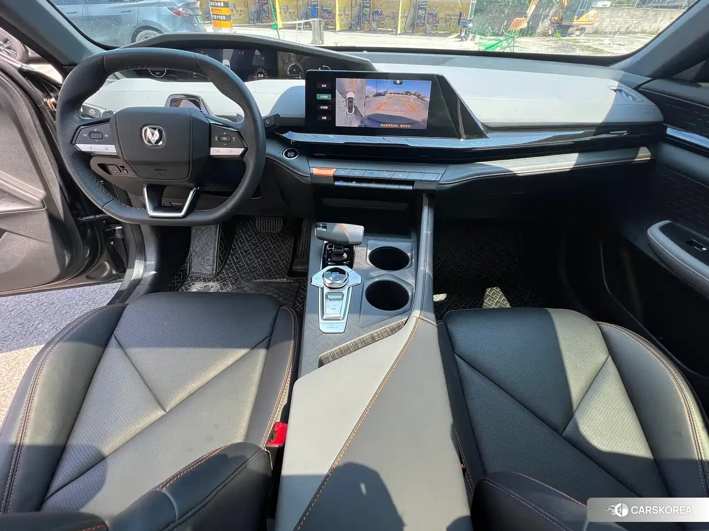 Chang'an Changan UNI-V id 4546094 из Китая 11