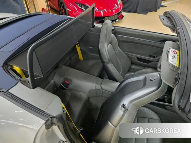 Porsche 911(992) id 3916644 из Кореи 11