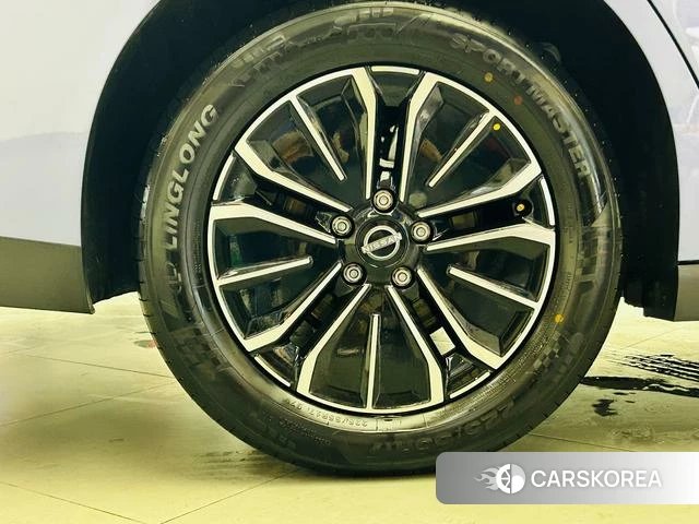 Nissan N6 id 4260870 из Китая 11