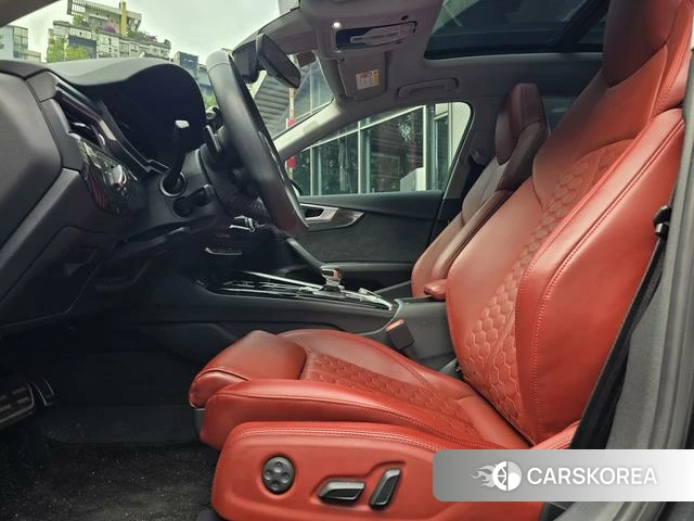 Audi A4L id 4365676 из Китая 11