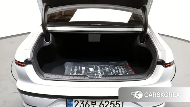 Hyundai Grandeur (GN7) id 3246220 из Кореи 11