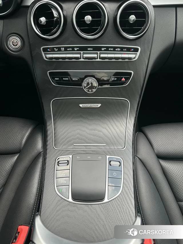 Mercedes-Benz Class C id 4392418 из Китая 11