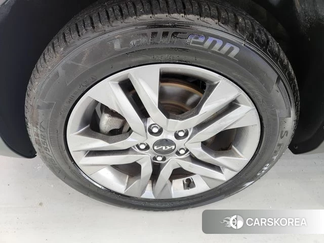 Kia Seltos id 4376181 из Кореи 11