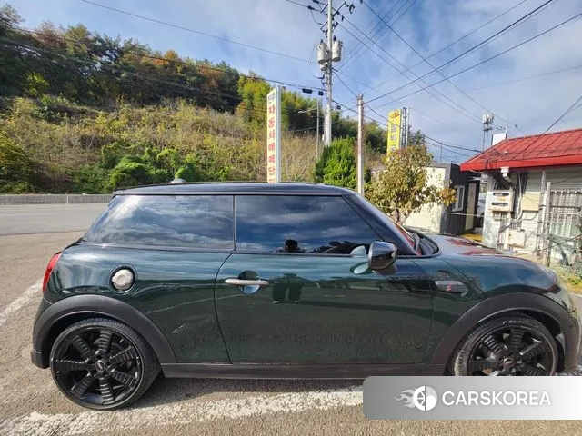 Mini Cooper S id 3372780 из Кореи 11
