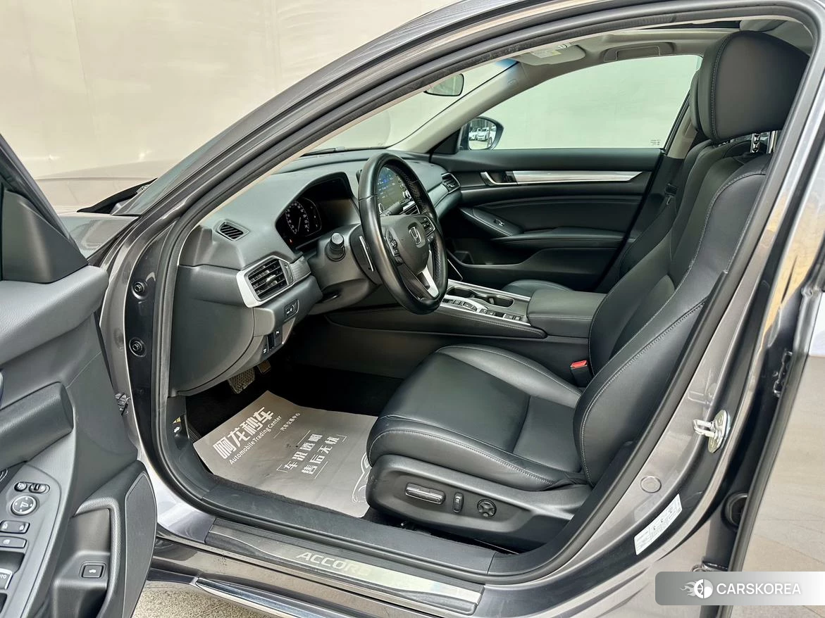 Honda Accord id 4413185 из Китая 11