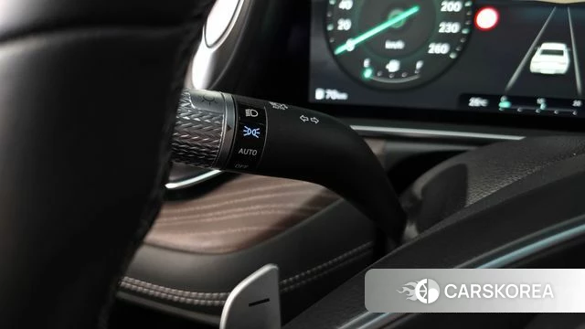 Genesis G90 (RS4) id 4394943 из Кореи 11