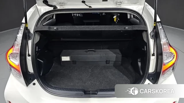 Toyota Prius C id 3379278 из Кореи 11