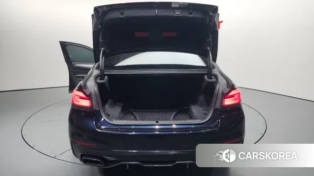 BMW 5 Series (G30) id 3357028 из Кореи 11