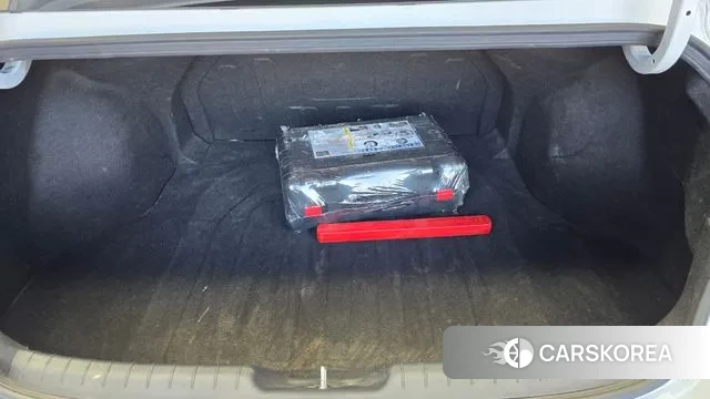 Hyundai Avante Hybrid (CN7) id 3355235 из Кореи 11