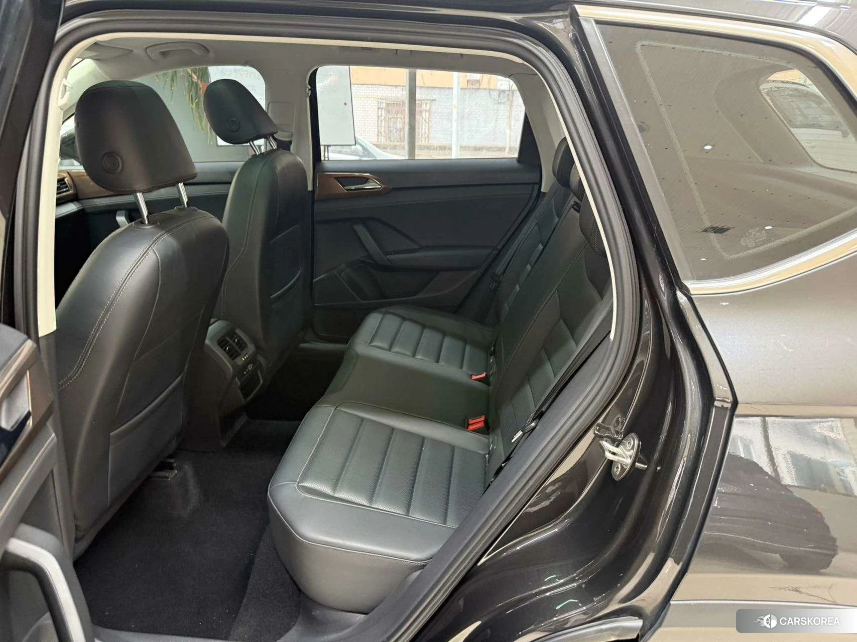 Volkswagen Tuyue id 4405994 из Китая 11