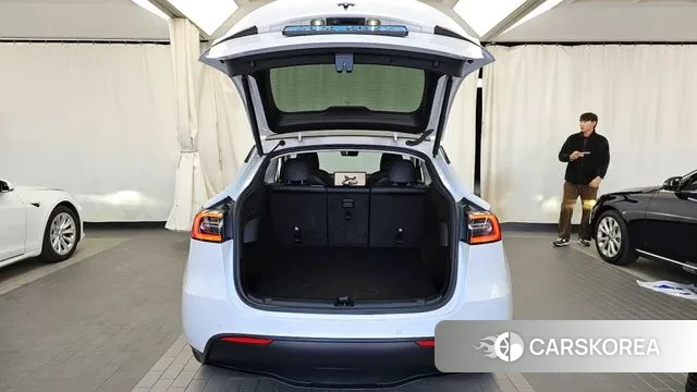 Tesla Model Y id 3354376 из Кореи 11