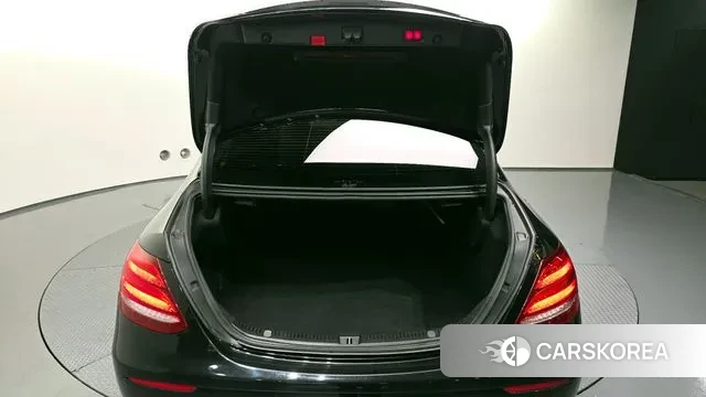 Mercedes-Benz E-Class W213 id 3428659 из Кореи 11