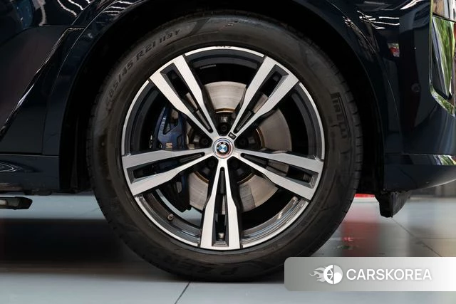BMW X7 id 4239384 из Китая 11